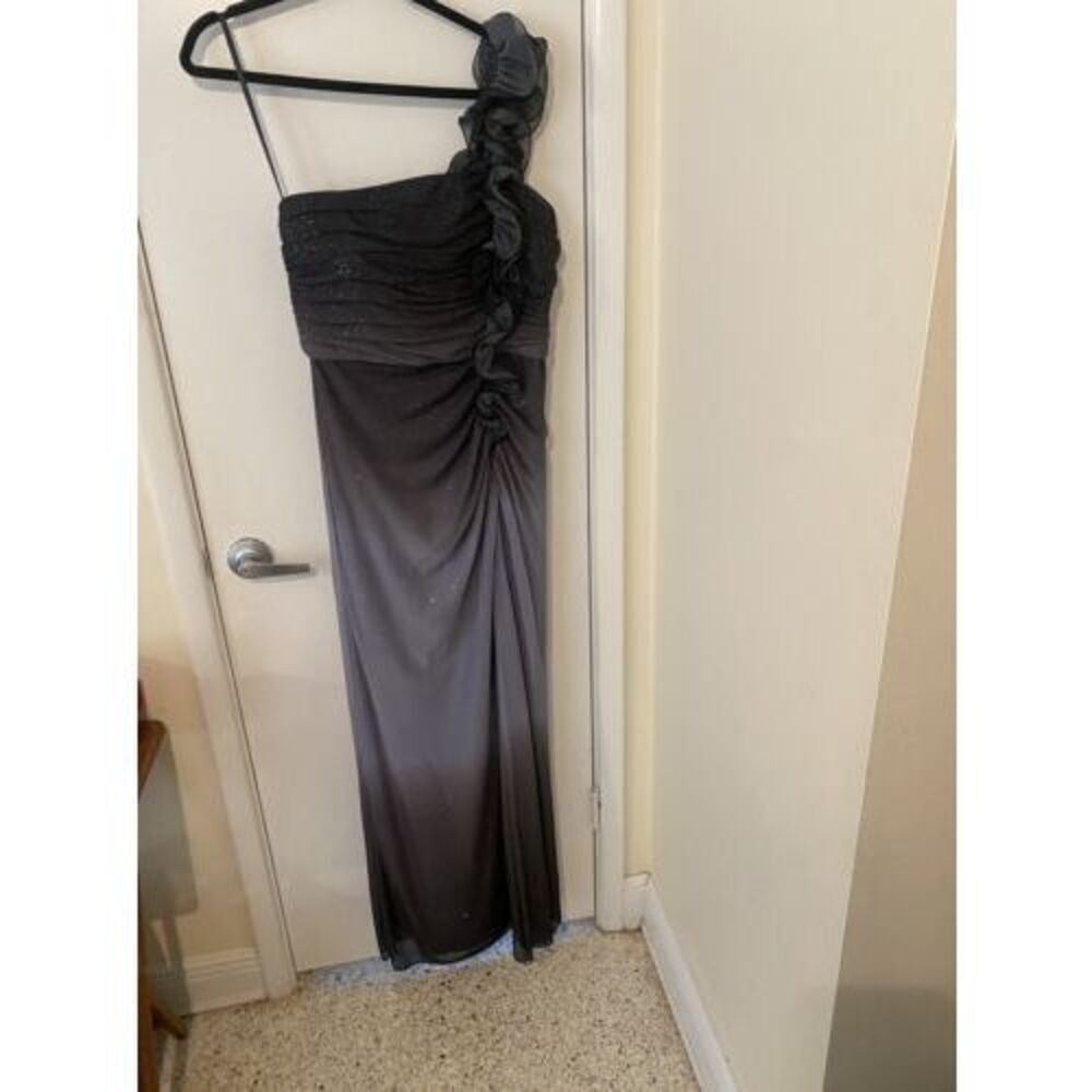 Betsy Adam Linda Bernell Shimmery One Shoulder Cocktail Evening Wedding Gown 10